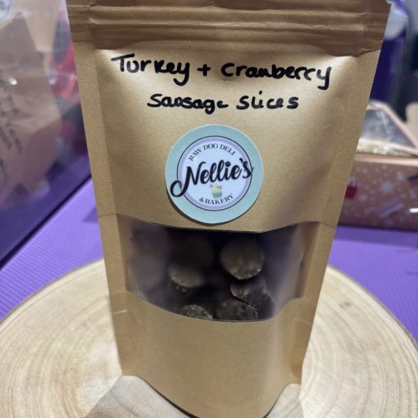 Xmas turkey & cranberry sausage slices